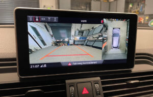 Audi Q5 FY Umgebungsansicht „Area View“ 360 Grad Kamera