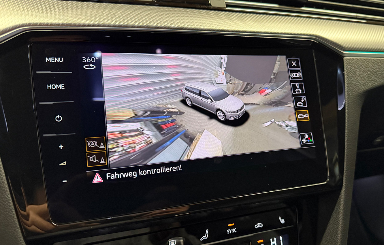 Volkswagen Passat Umgebungsansicht „Area View“ 360 Grad Kamera